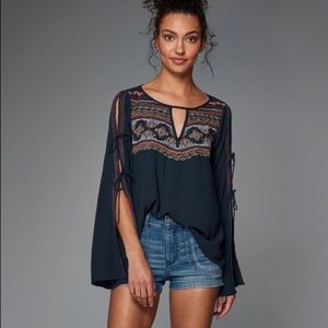 Split Sleeve Peasant Top
